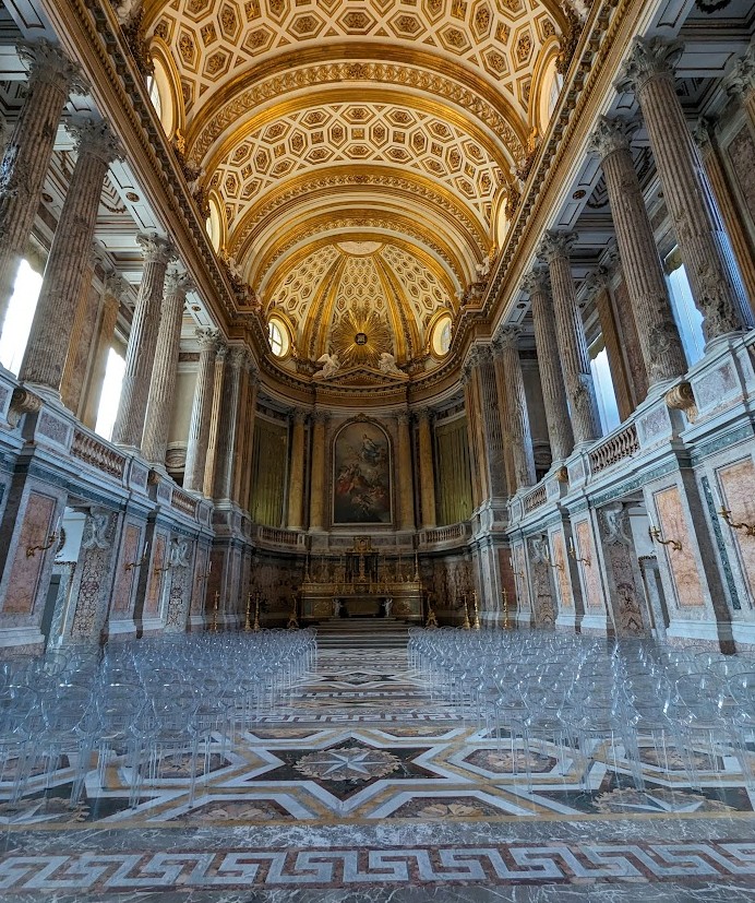 カゼルタ宮殿の内装３