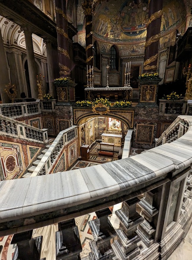 サンタ・マリア・マッジョーレ大聖堂内部