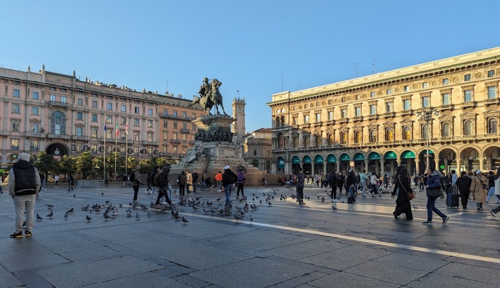 ドゥオーモ広場３