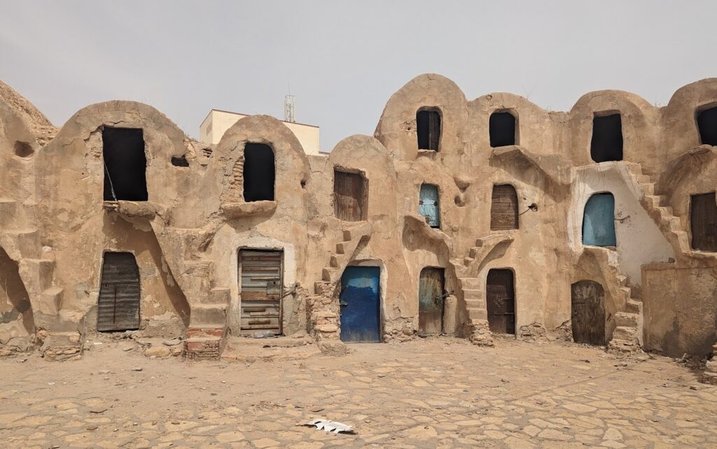 クサル・メドニン（アナキン住居）