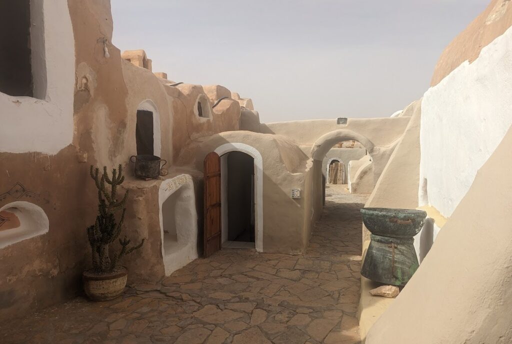 クサール・ハダダ（モス・エスパ）