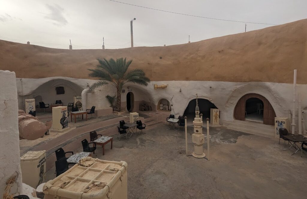 ホテル・シディ・ドリス（ラーズ家）