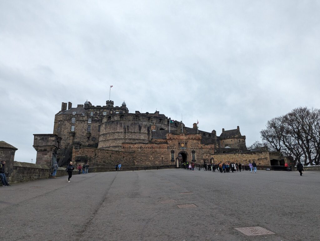 エディンバラ城