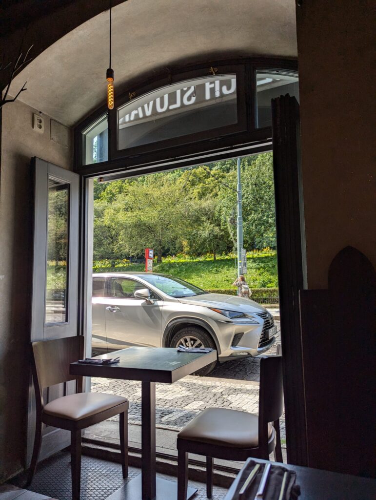Czech Slovak Restaurantの席からの風景