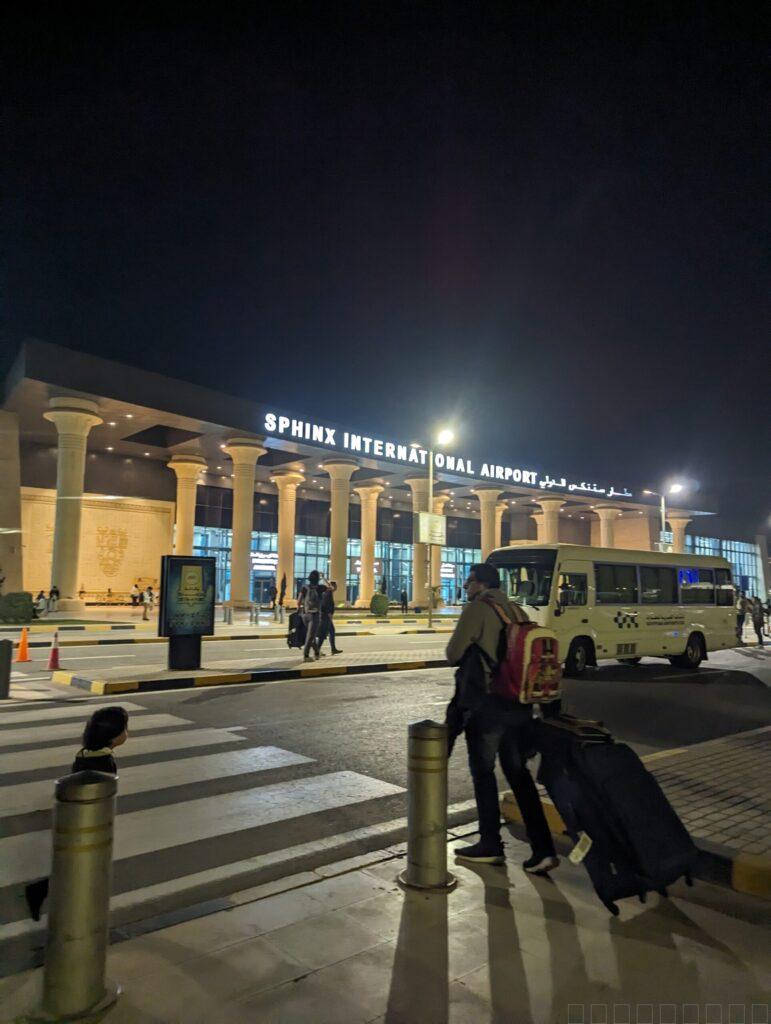 空港到着