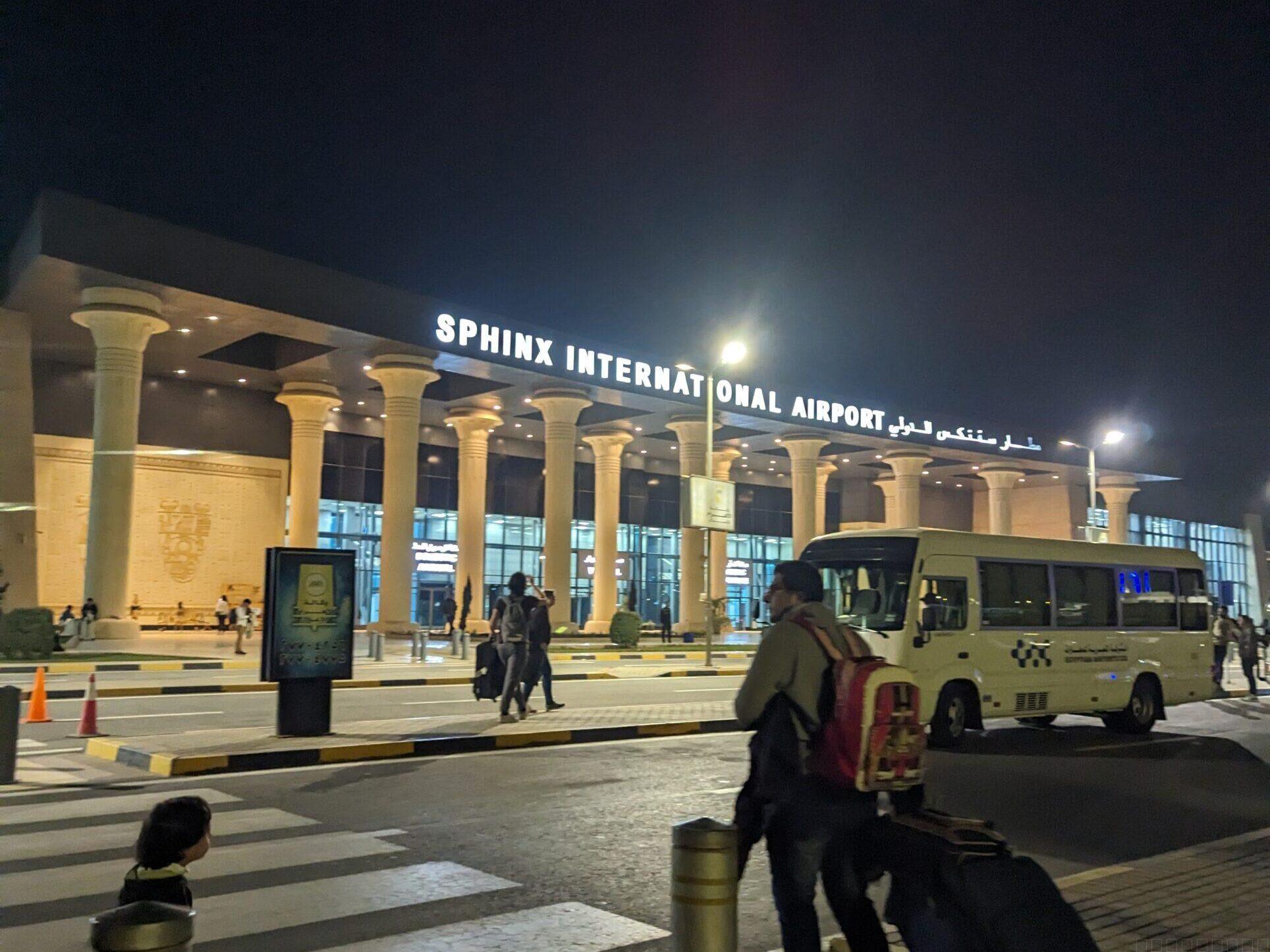 空港到着