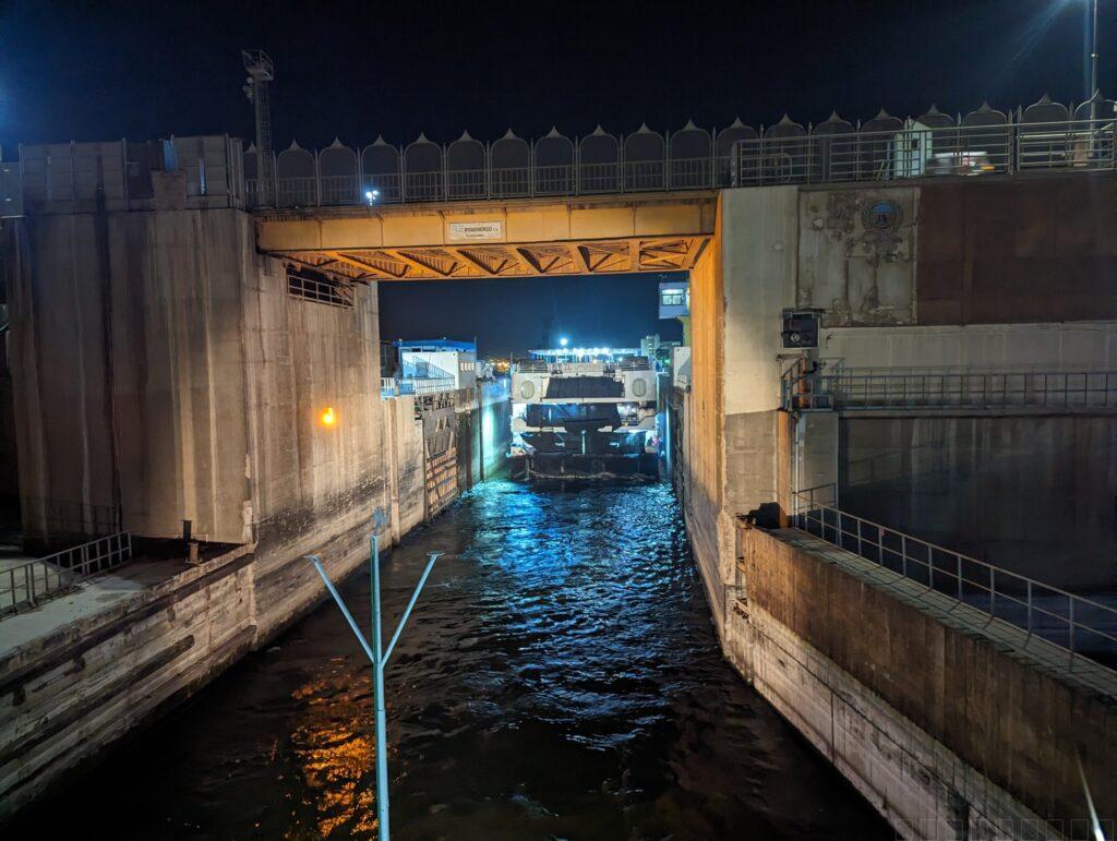 エスナ水門