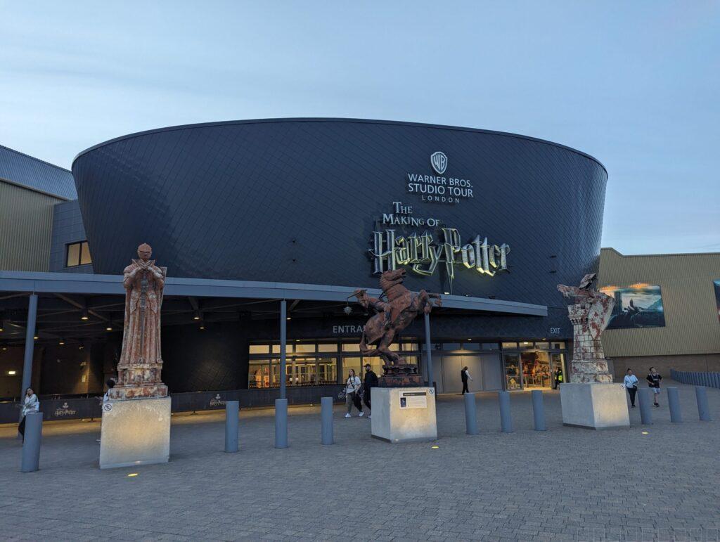 ワーナー ブラザーズ スタジオ ツアー ロンドン