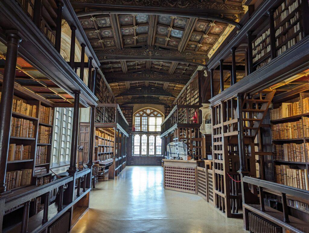 ハンフリー公図書室